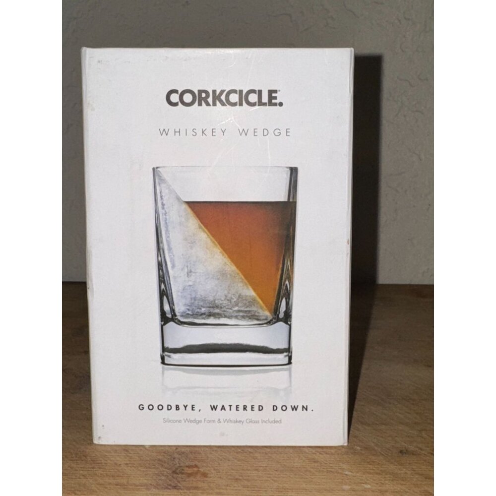 Corkcicle Whiskey Wedge Glass & Silicone Wedge Set